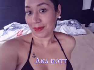 Ana_hott