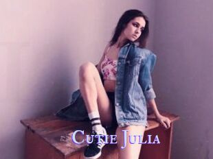 Cutie_Julia