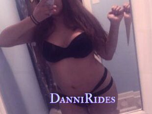 Danni_Rides