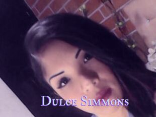 Dulce_Simmons