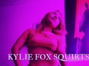 KYLIE_FOX_SQUIRTS