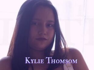 Kylie_Thomsom