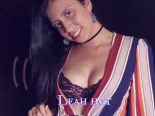 Leah_hot