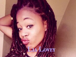 Lia_Lovey