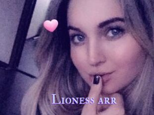 Lioness_arr