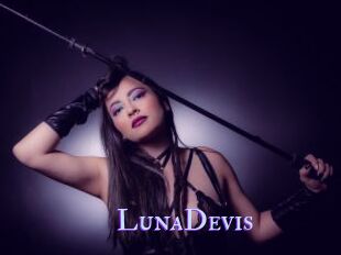 LunaDevis