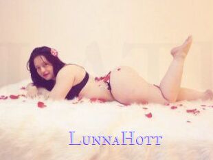 LunnaHott