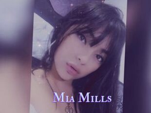 Mia_Mills