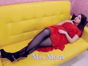 Mia_Moor