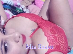 Mia_Ryans