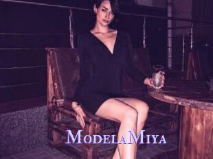 ModelaMiya