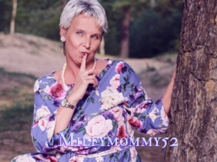 Milfymommy52