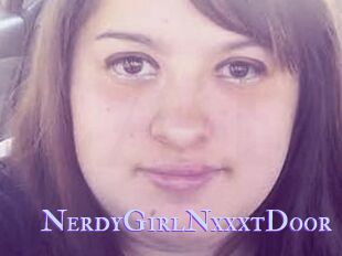 NerdyGirlNxxxtDoor