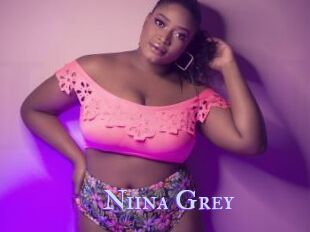 Niina_Grey