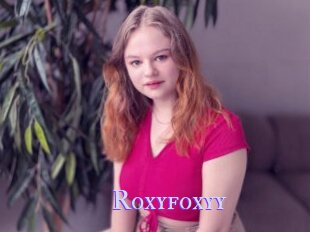 Roxyfoxyy