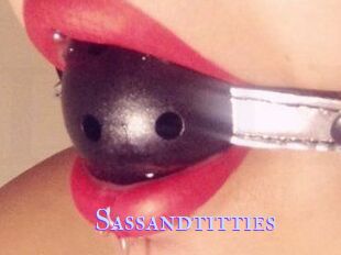 Sassandtitties