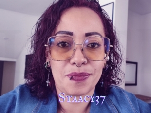 Staacy37